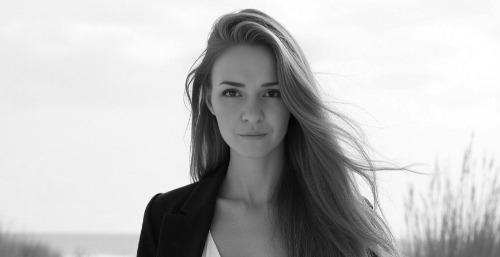 ��� ����